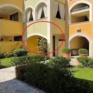 Fronte Lago Casa Vacanze Apartment