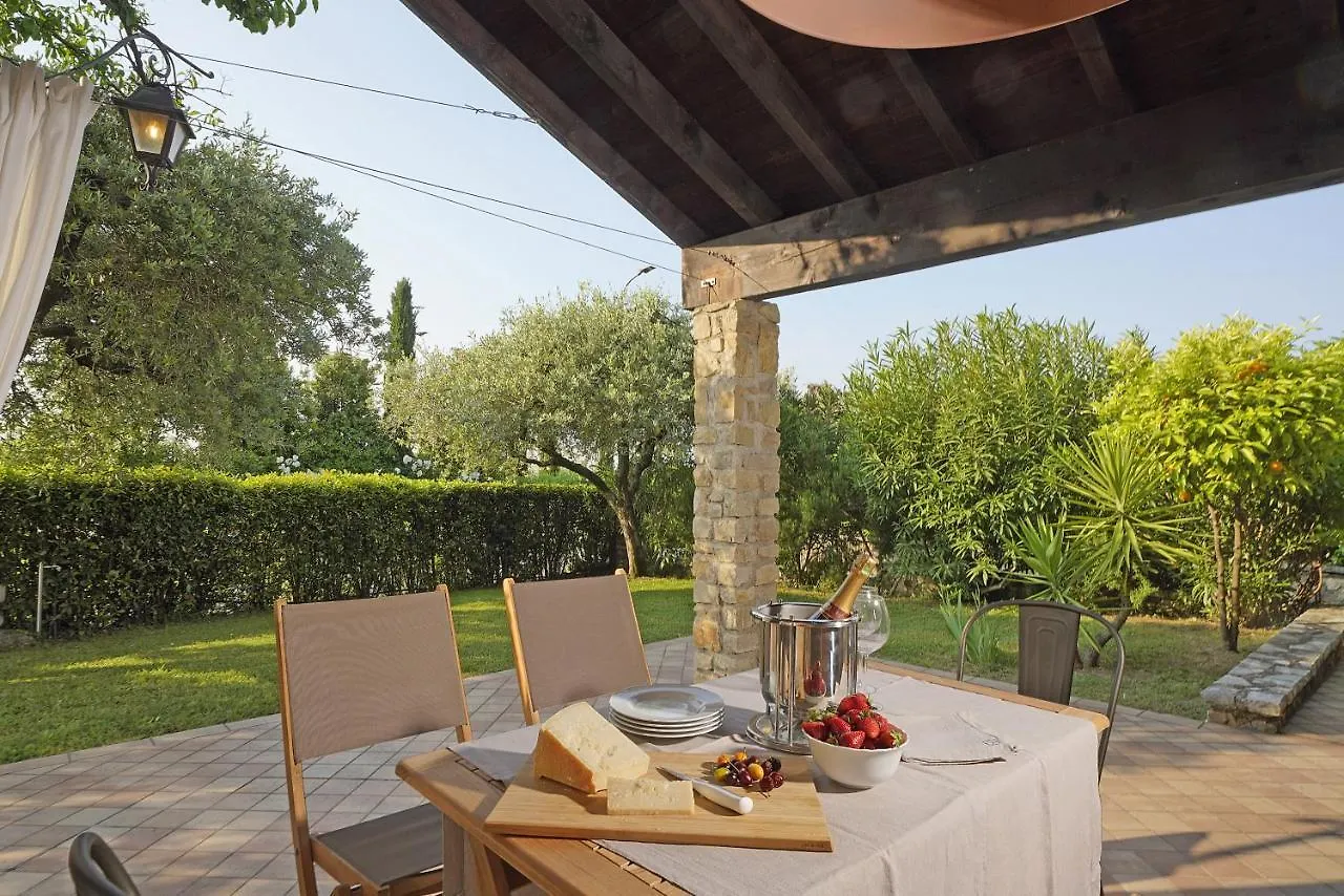 Villa Bouganville Toscolano Maderno